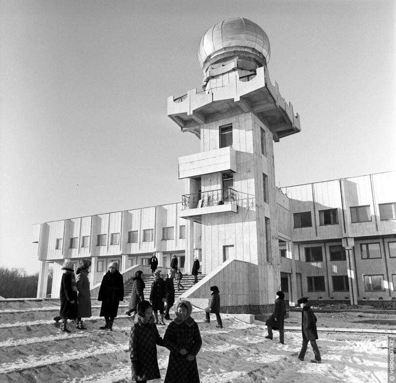 Акмола кз. Дворец пионеров Целиноград. Дворец пионеров Астана. Астана 1990. Акмола город.