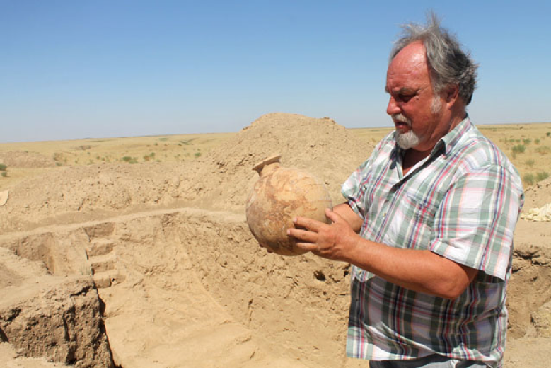 Врач археолог. Археологический казахстан. археолог врач. zhaiyk archaeology kazakhstan.