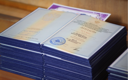 Водительское удостоверение, диплом и техпаспорт в приложении eGov mobile