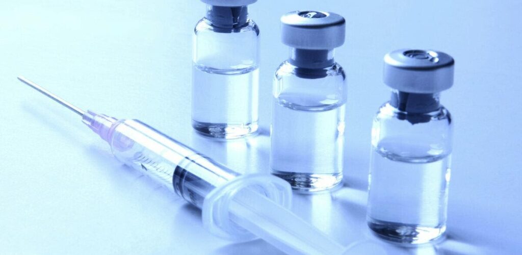 Названы основные различия между вакцинами Qaz Covid-in и «Спутник V»