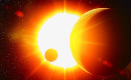 Почему корона Солнца в 180 раз горячее его поверхности