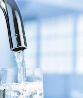Так ли опасно смешивать «сырую» воду с кипяченой?