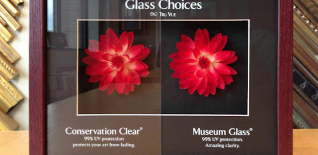 Технологии в музеях: как антибликовое стекло защищает ценные экспонаты и предметы искусства