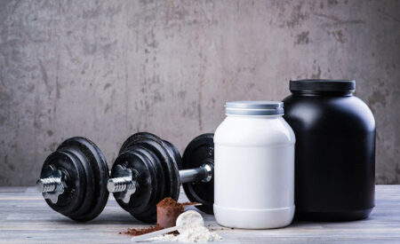 Польза и вред спортивного питания: улучшают ли пищевые добавки физическую форму