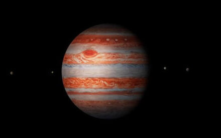 Скоро Юпитер максимально приблизится к Земле — его можно будет рассмотреть даже в бинокль