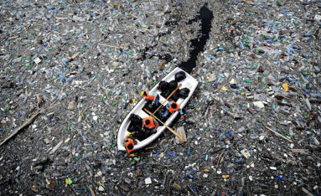 Эти 5 стран сильнее всего загрязняют океан пластиковым мусором