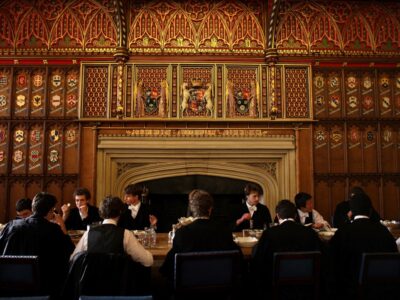 фото: https://www.etoncollege.com/