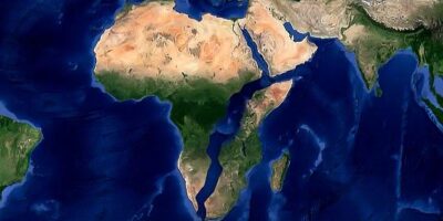 фото: https://i.dailymail.co.uk/